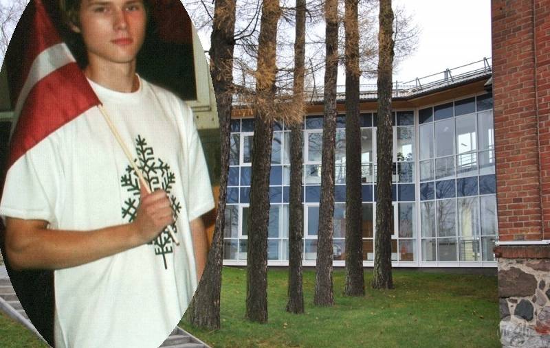   Ēriks Ralfs Matulis (12.kl.): Pēc pamatskolas beigšanas mācības izvēlējos turpināt Smiltenes Centra vidusskolā. Šāda izvēle balstījās uz vecāku un draugu, kuri jau tur mācījās, labajām atsauksmēm.