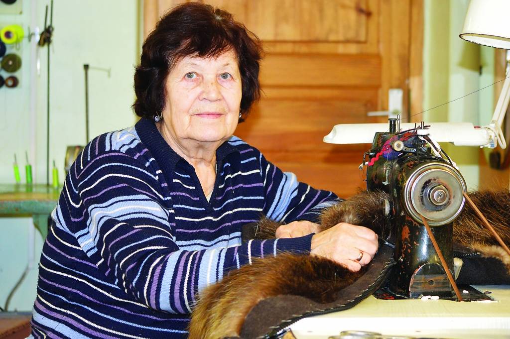 Šodien vārdadienu svin arī smilteniete Līna Fjodorova. To, kā tikusi pie tik reta vārda, jubilāre nezina, jo nav bijis, kam pavaicāt. Viņa agri kļuva par bāreni.                                                                                      
Autors:  SANDRA PĒTERSONE
