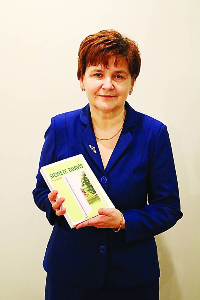 “Visas ieceres piepildās, ja tās dara ar pārliecību” uzsver Tamāra Elziņa.
                                                                                                            
Autors:  SINTIJA KVĒPA