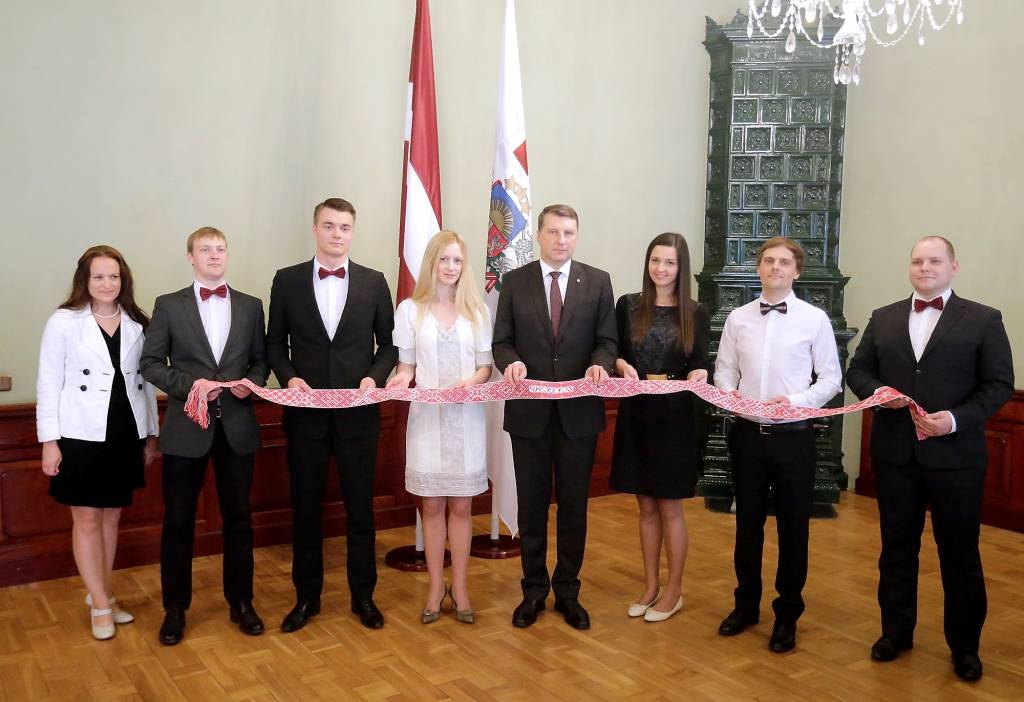 Aluksniesiem.lv raksta attēla aizvietotājs