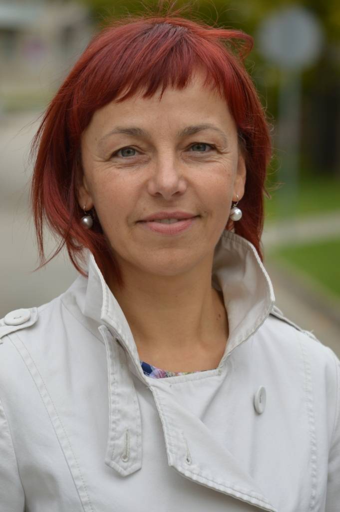 “Esiet atsaucīgi bērnu vēlmēm, arī pašbildes uzņemšanai jūsu darbavietā!” skolēnu vecākus aicina Karjeras nedēļas koordinatore Smiltenes novadā Rita Rozīte. 

Autors:  SANDRA PĒTERSONE