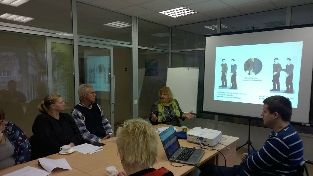 Autors: PUBLICITĀTES