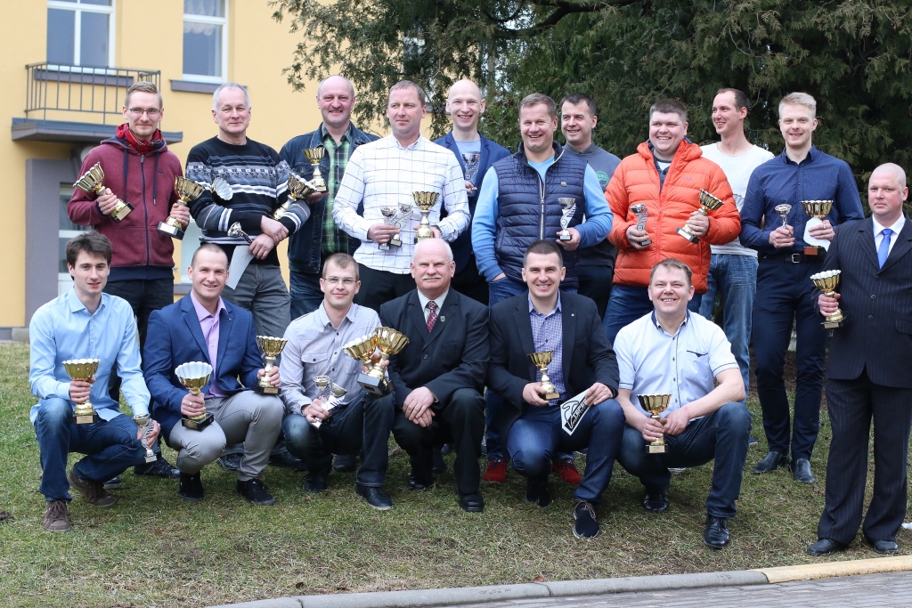 Sumināti tehniskā sporta kluba “Smiltene” rīkoto sacensību ziemas autosprints “Smiltene 2017” sezonas labākie dalībnieki.                                                                                                                                                                  
Autors:  SANTA SINKA