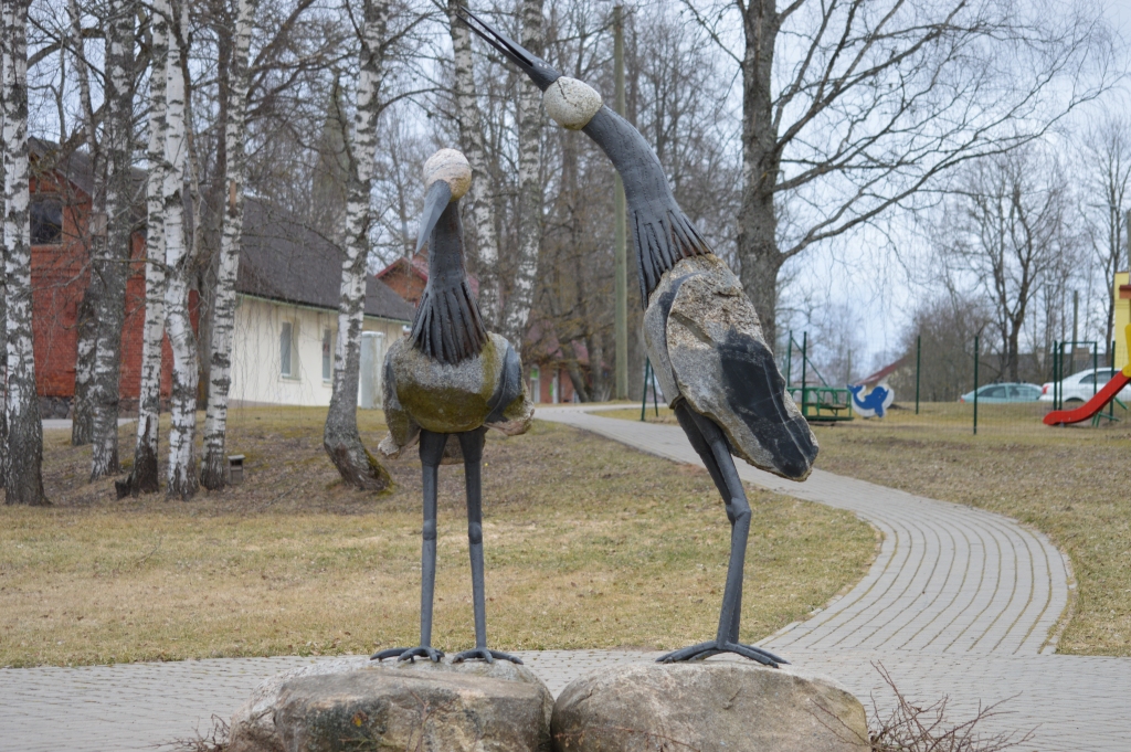 Palsmanē ir daudz skaistu vietu, arī attēlā redzamais Mīlestības skvērs, ko izveidojuši  uzņēmīgākie iedzīvotāji. Pašvaldības darbu palsmanieši novērtēs vēlēšanās, un uz tām ies visi “Ziemeļlatvijas” uzrunātie cilvēki. Mājās palikt nedrīkstot.                                                                                                                                          
Autors:  SANDRA PĒTERSONE 