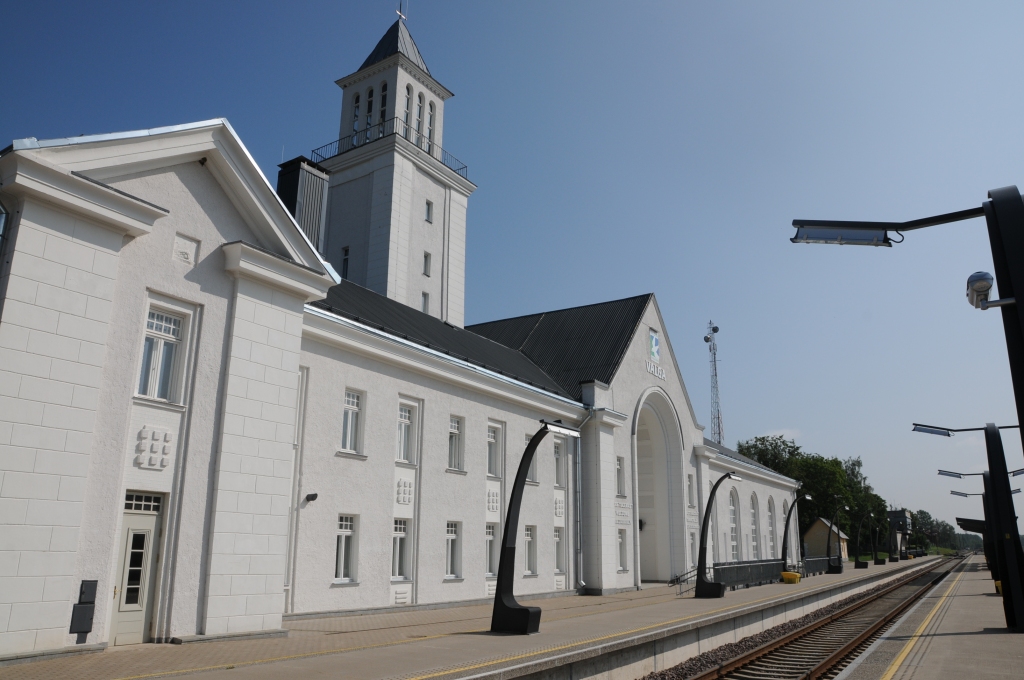 Nākamsvētdien, 28. maijā, no pulksten 19 līdz 21 bijušajā Valkas dzelzceļa stacijā 1, tagad Valgas (Igaunija) dzelzceļa stacijā notiks vienreizējs pasākums “Zvaigznes pār Valku 1917”, kas noteikti jāapmeklē, jo būs interesanti un vērienīgi.                                                                                                                                                          
Autors:   INGŪNA JOHANSONE