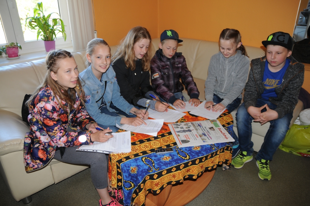 Lai izzinātu žurnālista aroda noslēpumus, otrdien “Ziemeļlatvijas” redakcijā viesojās un interesantus jautājumus uzdeva Valkas Jāņa Cimzes ģimnāzijas 4. un 5. klases skolēni dienas nometnes “Profesijas manā novadā” dalībnieki.                                                                                                                                                                               
Autors:   INGA KARPOVA