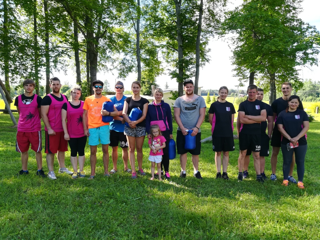 Labākās Ērģemes sporta spēļu komandas ir gandarītas par sasniegtajiem rezultātiem.                  
Autors:  MĀRCIS KRAMS