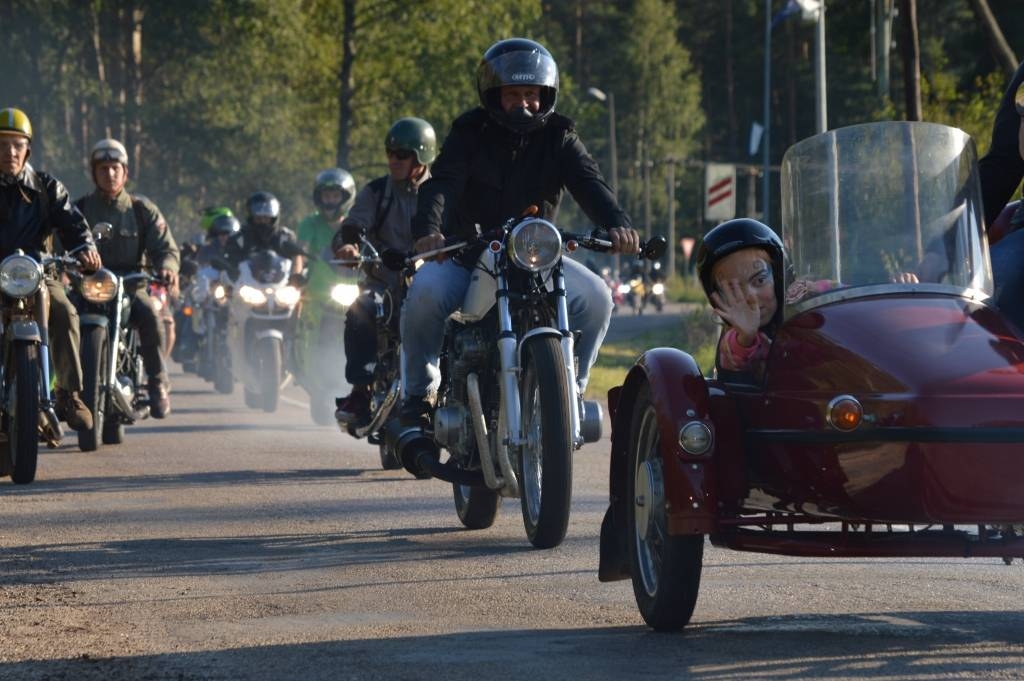 Pērn Sedas pilsētas svētkos tika aizsākta kāda tradīcija - motorizēto tansportlīdzekļu parāde, kas ieguva skatītāju un arī pašu dalībnieku atsaucību. Tāda parāde būs arī šogad, jau 19. augustā.  
Autors: SANDRA PĒTERSONE