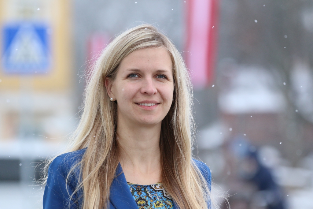 Smiltenes novada domes saimnieciskās darbības nodaļas teritorijas apsaimniekošanas speciāliste Agija Kukaine atklāj, ka šoruden Vecais parks papildināts ar jauniem apstādījumiem, kas vēl vairāk bagātinās ainavu.

Autors:  SANTA SINKA