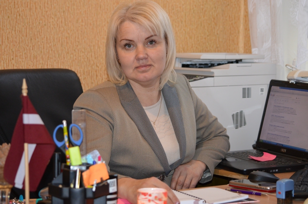 sociālās aprūpes un rehabilitācijas centra “Seda” vadītāja valcēniete Dace Šaldere
