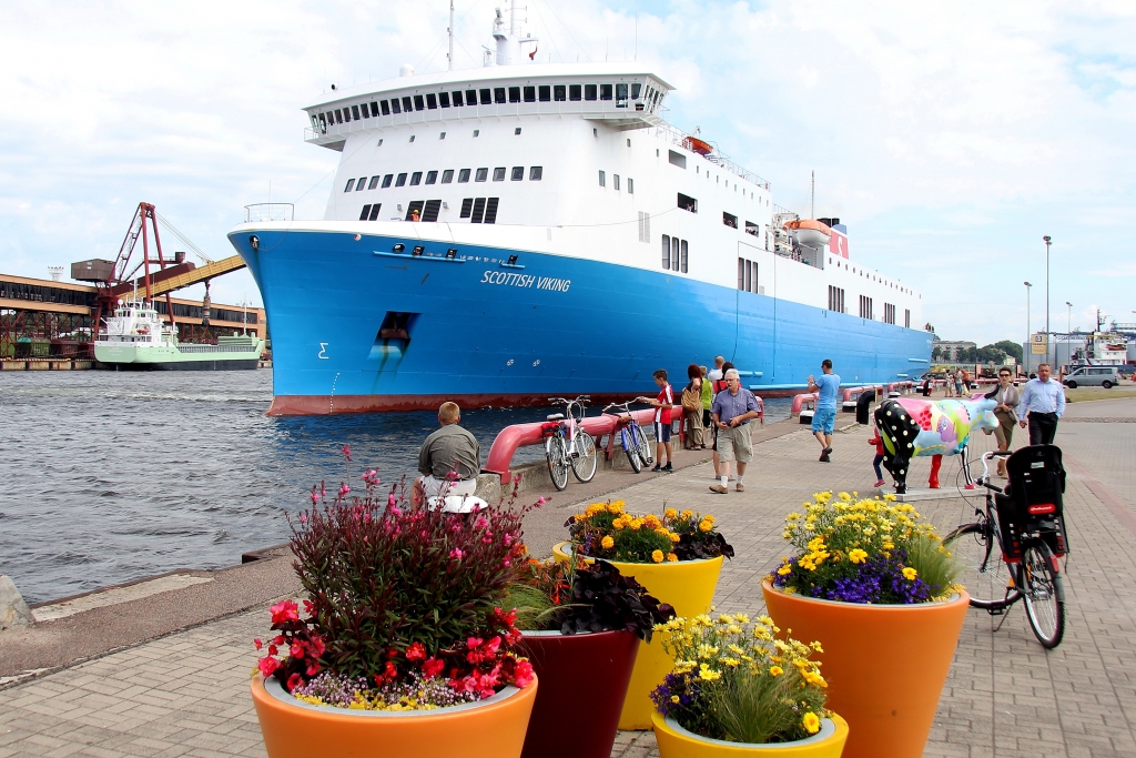 Ostas ielas promenāde jeb Ventmala Venstpilī vienmēr ir tūristu iecienīta pastaigu vieta.                                           
Autors: NO VENTSPILS TŪRISMA INFORMĀCIJAS CENTRA ARHĪVA