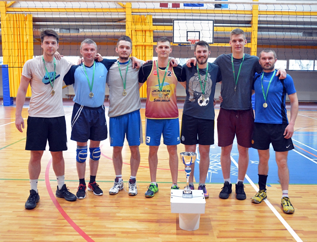 Par Valkas novada šī gada atklātā čempionāta uzvarētājiem kļuva “Valkas rezervisti”.                           
Autors:  DACE PŪCE