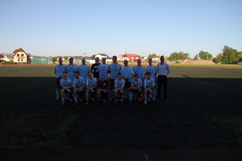 Futbola kluba “Valka” komandā ir izdevies sapulcināt gan jaunos futbola entuziastus, gan arī tos spēlētājus, kuri futbolu pazīst jau gadiem.