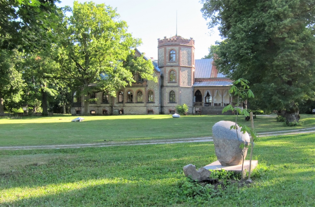 Aluksniesiem.lv raksta attēla aizvietotājs