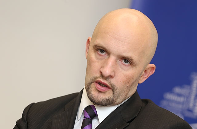 JĀNIS SĀRTS                                                                                     
Autors:  tvnet.lv