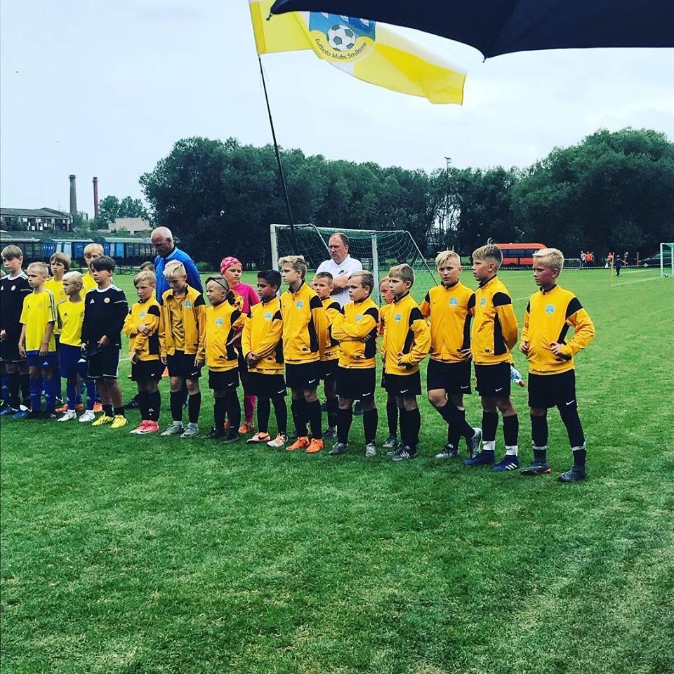 Ar godpilno 4. vietu Latvijas Futbola federācijas kausa izcīņas turnīrā futbolā vairāk nekā 70 komandu konkurencē var lepoties komanda “Vidzemes FC/Smiltene”, kuras pamatkodols ir Smiltenes sporta skolas audzēkņi.
Autors: Kristīne Freimane
