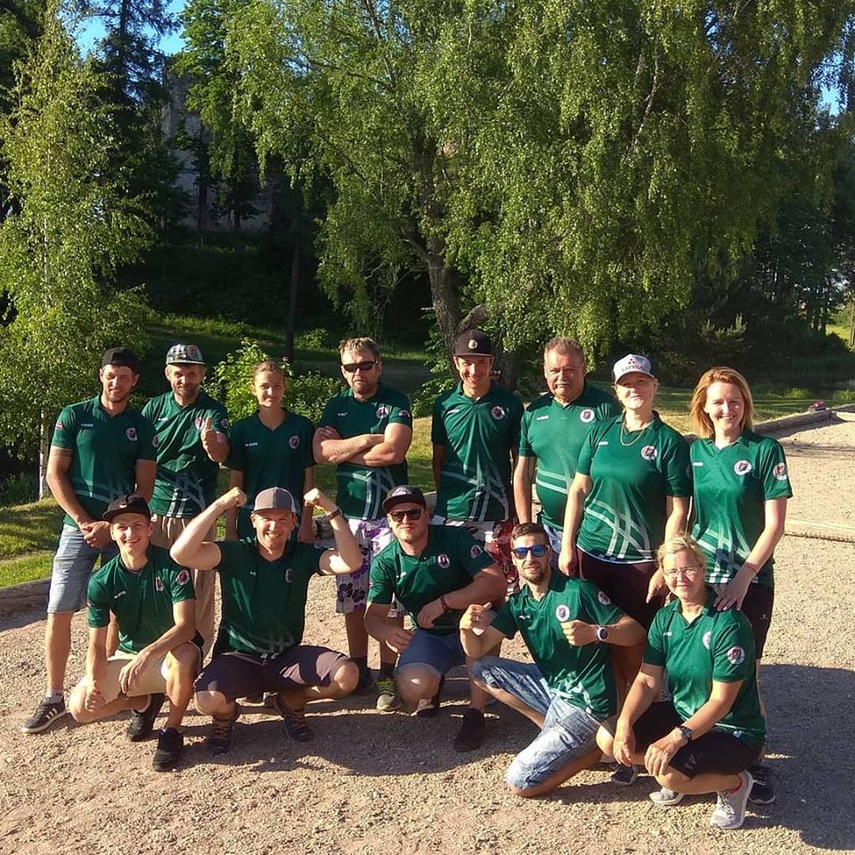Ērģemes pagasta petankisti tuvojas vasaras čempionāta noslēgumam.                                
Autors:  MĀRCIS KRAMS