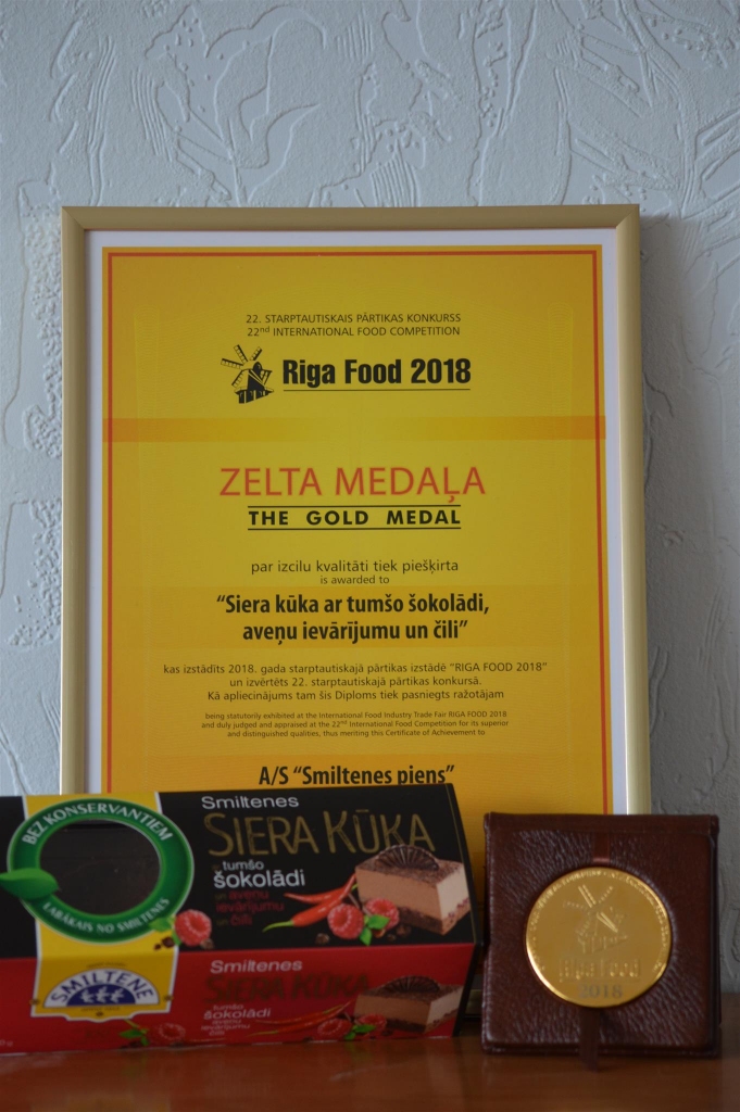 “Zelta kūka”, - AS “Smiltenes piens” jaunais produkts uzvarējis izstādes “Riga Food” konkursā.     
Autors:  SANDRA PĒTERSONE