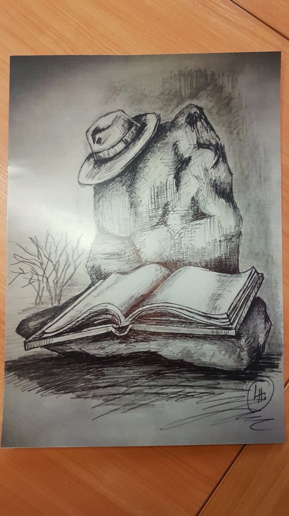 Smiltenes novada bibliotēkā ikviens aicināts apskatīt un sniegt savus priekšlikumus par  cienījamā Elmāra Blīgznas piemiņas akmens skici, kas ir biedrības “Sabiedrības izaugsmei” iniciatīva.                       
Autors:  SANTA SINKA