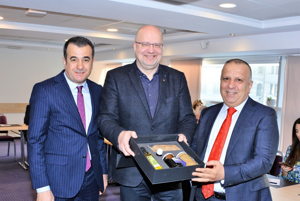 Autors: Manavgatas Tirdzniecības un rūpniecības kamera