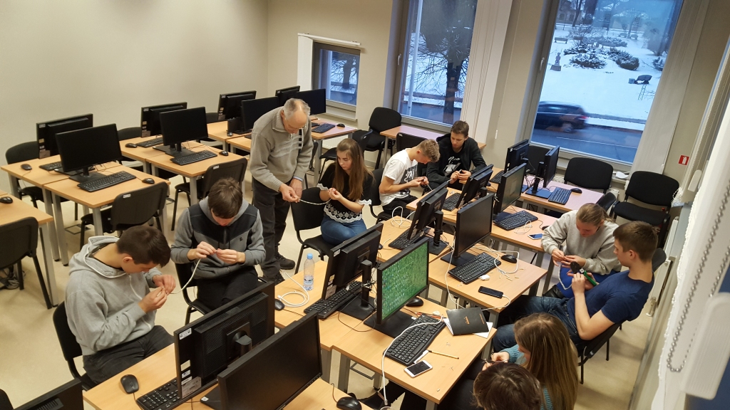 Aluksniesiem.lv raksta attēla aizvietotājs