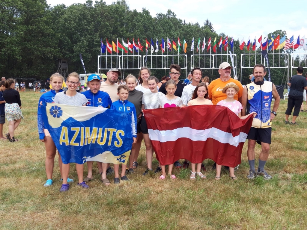 Smiltenes novada orientieristi nedaudz noguruši, toties gandarīti par dalību piecu dienu ilgajās starptautiskajās sacensībās “Bohemia 2019” Čehijā.                                                                                                       
Autors:  NO PERSONĪGĀ ARHĪVA