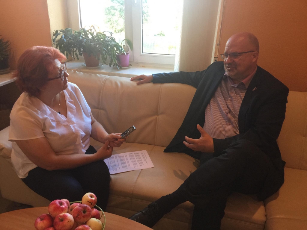 Uz laikraksta “Ziemeļlatvija” korespondentes Ingas Karpovas jautājumiem atbild Valkas novada domes priekšsēdētājs Vents Armands Krauklis.                                                                                                                 
Autors:   INGŪNA JOHANSONE