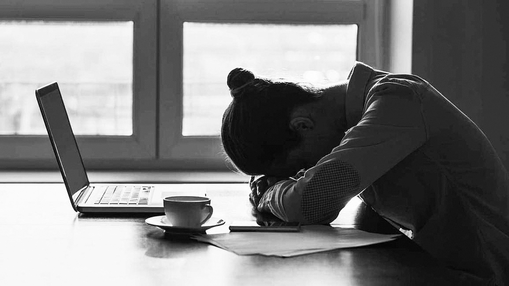 Nogurums ir viena no pazīmēm B12 vitamīna trūkumam organismā.
Autors: NO HEALTH.HARVARD.EDU