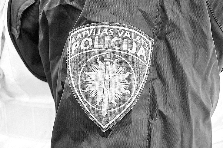 Autors:  DAINIS ĢELZIS