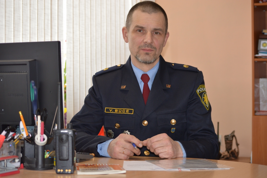 Valsts policijas  Valkas iecirkņa Kārtības policijas nodaļas priekšnieks Vilnis Būce.     
Autors:  SANDRA PĒTERSONE