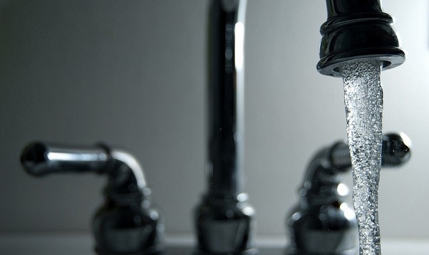 Autors: Steve Johnson