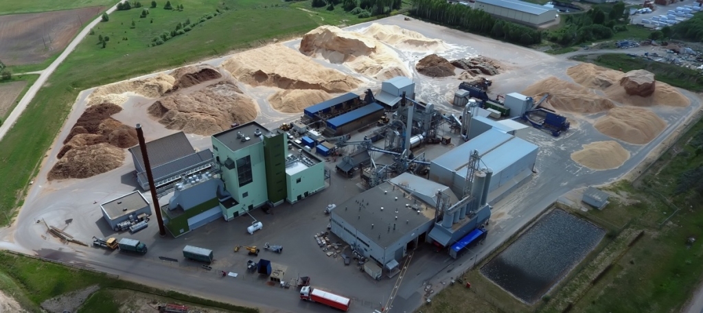 Uzņēmumi  SIA“Graanul Invest Energy” un SIA “Graanul Invest” Smiltenes novada Launkalnes pagastā.                                                            
Autors:  NO ARHĪVA