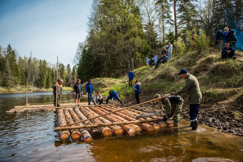 Šogad Gaujas plostnieku svētki Strenčos tomēr būs, bet plosta siešana atšķirsies no iepriekšējiem gadiem. Pieteikties var ikviens, tikai vietu skaits būs ierobežots.                                                                    
Autors: STRENČU NOVADA DOME