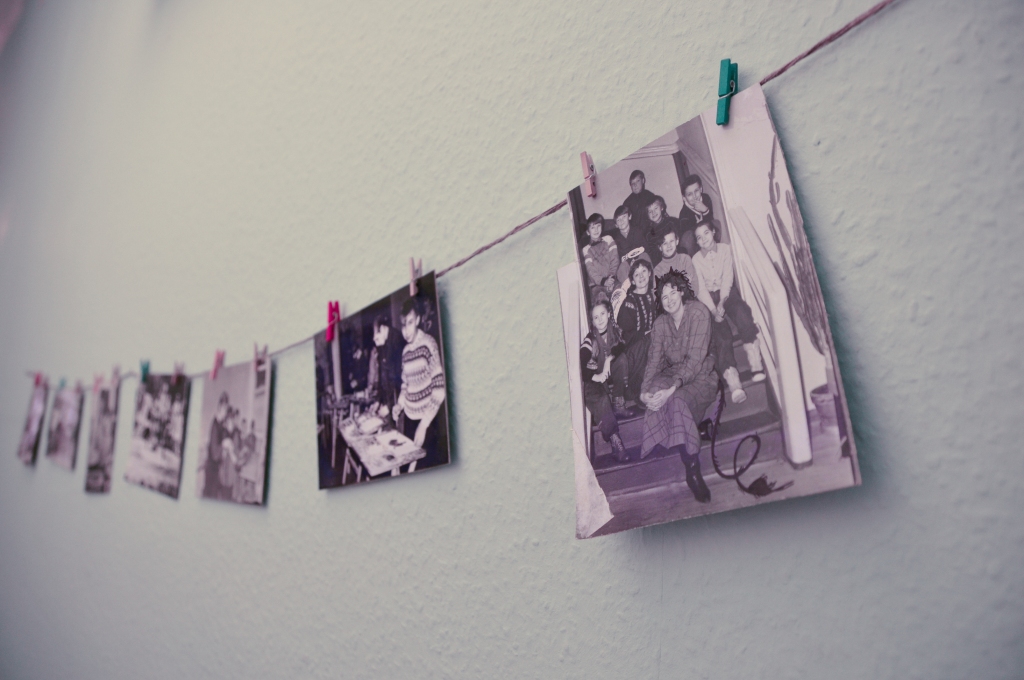 Izstādē apskatāma arī atmiņu klade, kuru ar sirsnīgiem ierakstiem un fotogrāfijām māksliniecei un pedagoģei Marutai Stabulniecei dāvinājis viņas skolotais pats pirmais kurss.                                         
Autors: ANCE ANDRĒJEVA-EMPELE