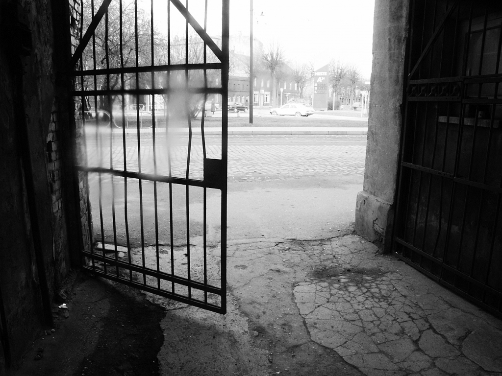 Jēdziens “veselības aprūpe” nenozīmē tikai to, ka “man ir slikti, es eju pie
ārsta, lai saņemtu pakalpojumu”. Taču cilvēkiem ir daudz vieglāk pateikt, ka sāp vēders, nekā to, ka jau trīs mēnešus nevaram izkāpt no gultas, jo nav spēka un vēlmes dzīvot.
Autors: DAINIS ĢELZIS