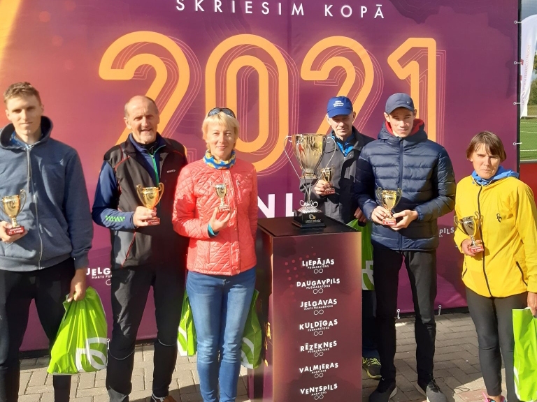 Valmieras skriešanas svētkos Valkas puses sportistiem – vairākas godalgotas vietas.                                                                                                      
Autors:  no personīgā arhīva