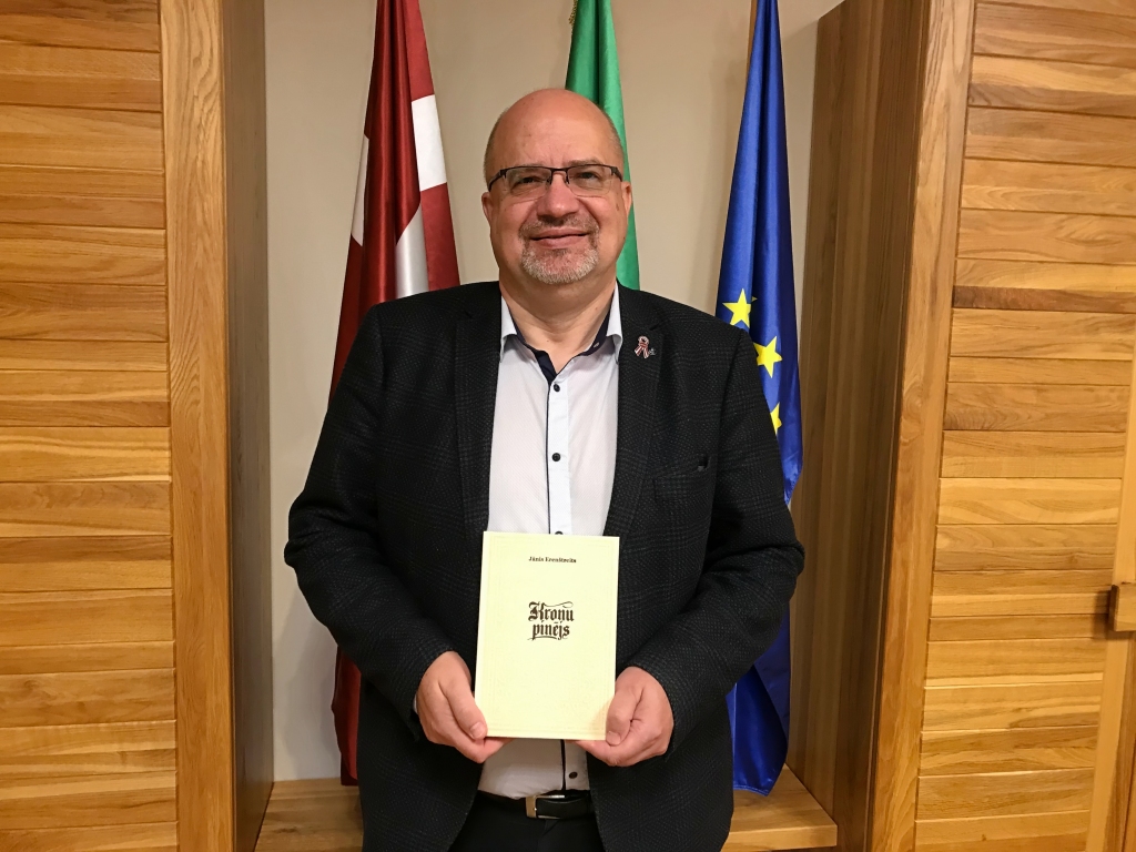 Autors: Roberts Johansons