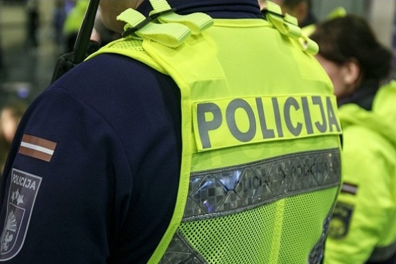 Autors: ĢIRTS OZOLIŅŠ, F64