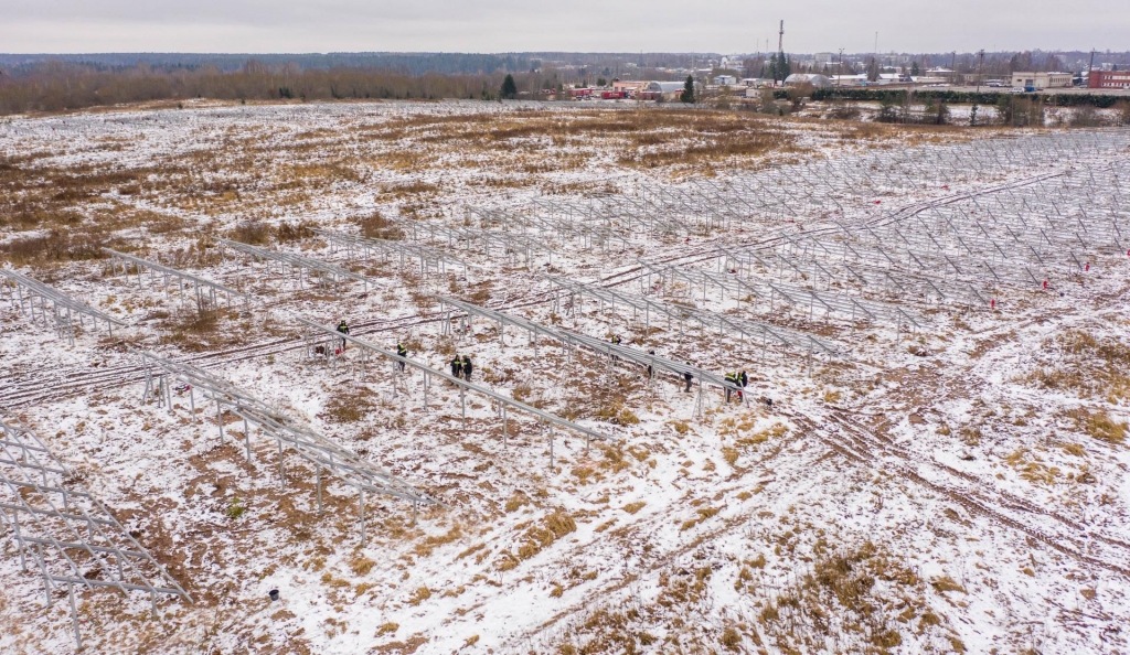 Saules enerģijas parka būvniecība.
Autors: Arvo Mēks