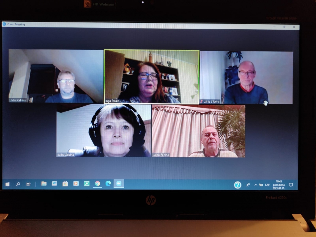 Ārkārtējās situācijas laikā  koris “Vidzemīte” kopības sajūtu uztur virtuālajos mēģinājumos 