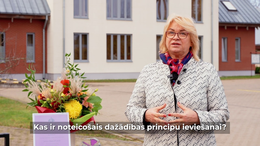 “Pašlaik mums nav problēmu ar “Covid-19”  inficēto pacientu ārstēšanai paredzēto gultu skaitu, bet gan ar personāla nodrošinājumu,” uzsver Strenču psihoneiroloģiskās slimnīcas vadītāja Maija Ancveriņa. 