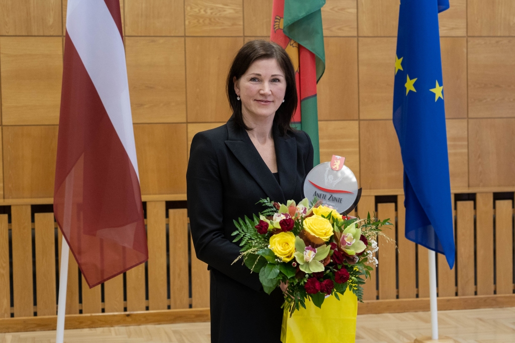 Valkas novada sporta laureāta balvu “Gada veterāns” saņem Anete Zunte.
Autors: Roberts Johansons