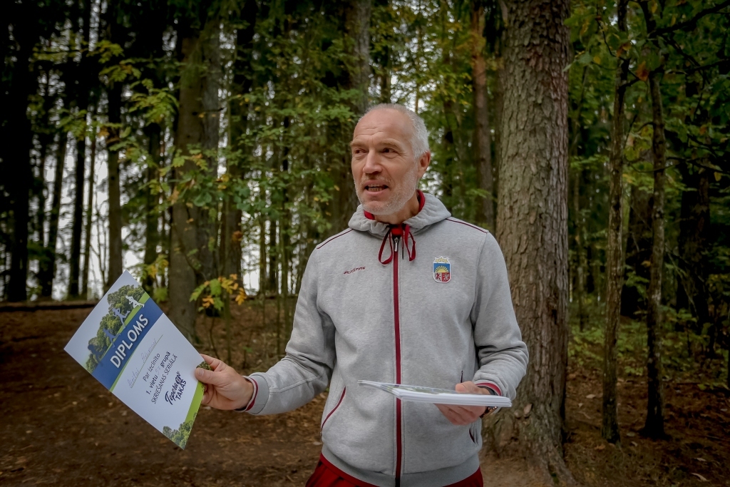 Smiltenes novada skriešanas seriāla “Tepera takas” rīkotājs Guntars Markss ir patīkami pārsteigts par iedzīvotāju lielo vēlmi pēc fiziskām aktivitātēm dabā.                                                                                                    
Autors: SANTA SINKA
