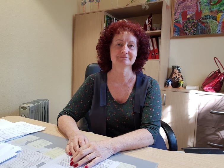 J. Cimzes Valkas mūzikas skolā pēdējos sešus gadus direktores darba pienākumus veic Līga Veinberga. Viņas atgriešanās skolā nav nejauša, jo pirms tam 21 gads nostrādāts skolotājas darbā.                  
Autors: INGA KARPOVA 