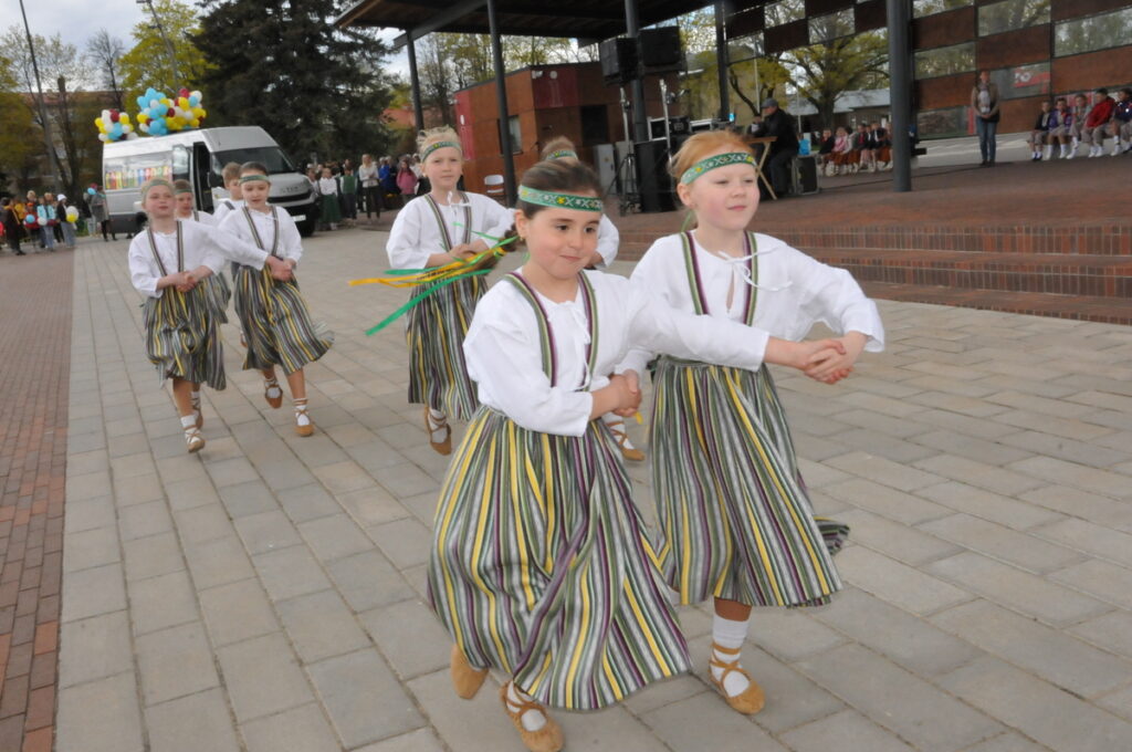 Aluksniesiem.lv raksta attēla aizvietotājs
