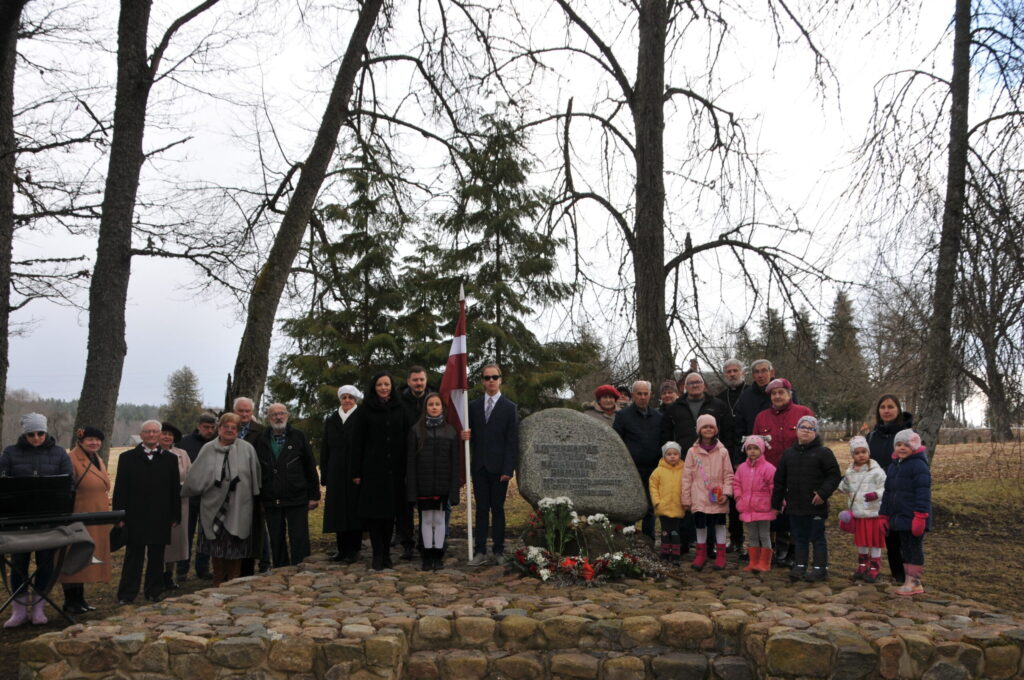 Aluksniesiem.lv raksta attēla aizvietotājs
