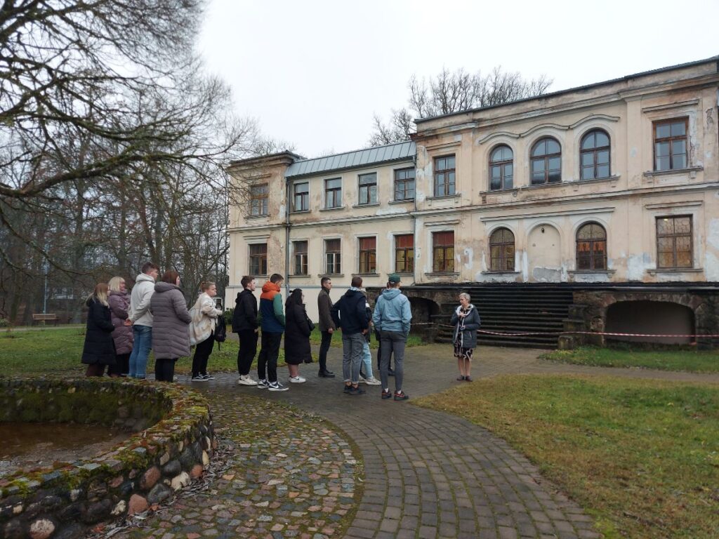 Aluksniesiem.lv raksta attēla aizvietotājs