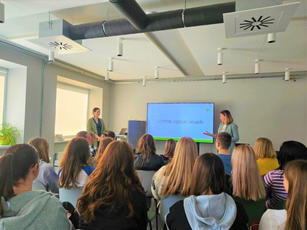 Aluksniesiem.lv raksta attēla aizvietotājs