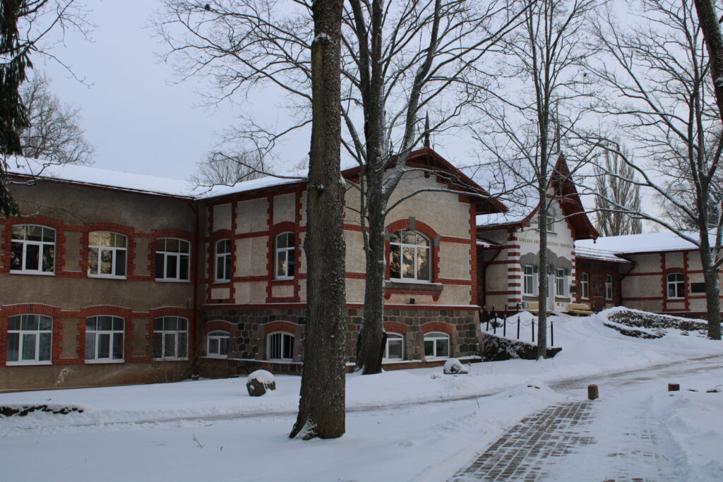 Aluksniesiem.lv raksta attēla aizvietotājs