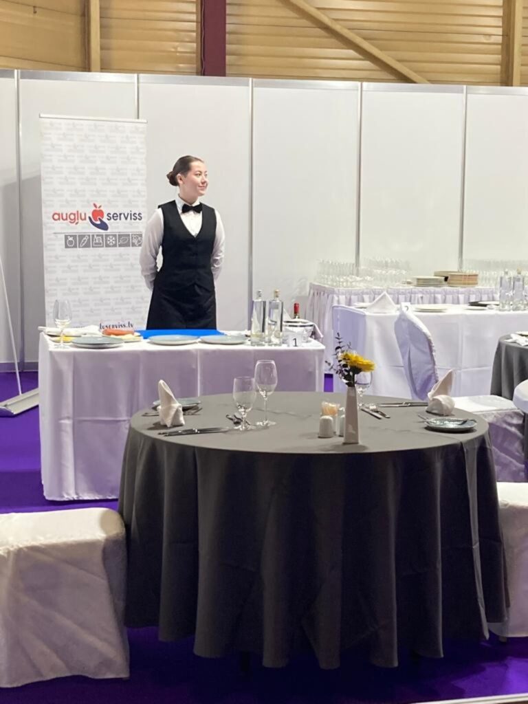 Autors: Foto: No Smiltenes tehnikuma arhīva